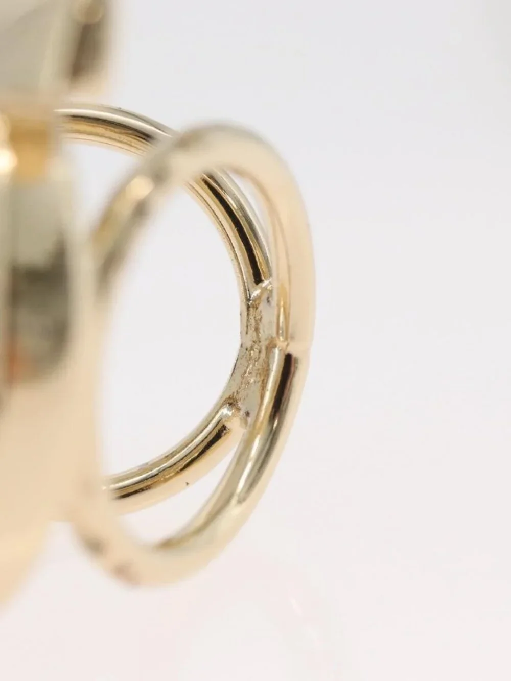 Salvatore Ferragamo Gancini Ring metal Gold Auth 174694A